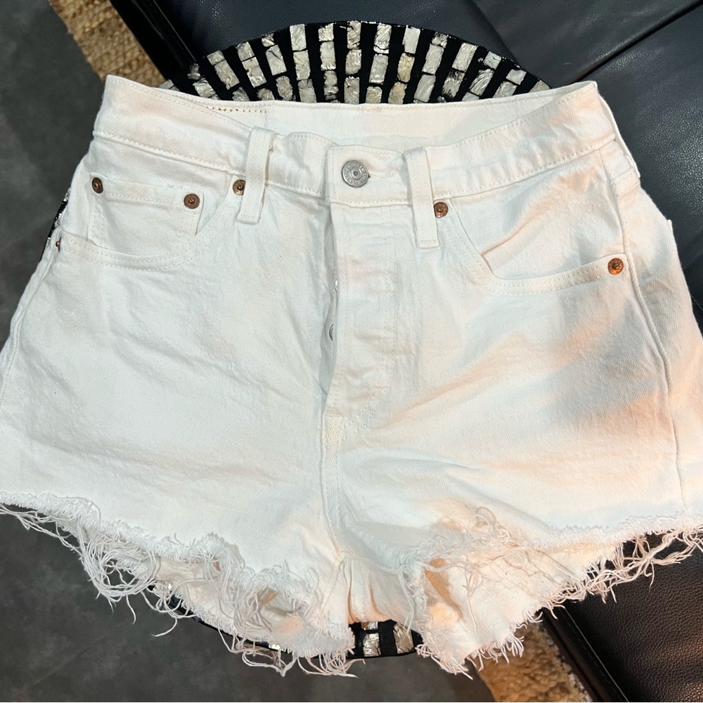Levi’s 501 White Denim Jean shorts Size 26